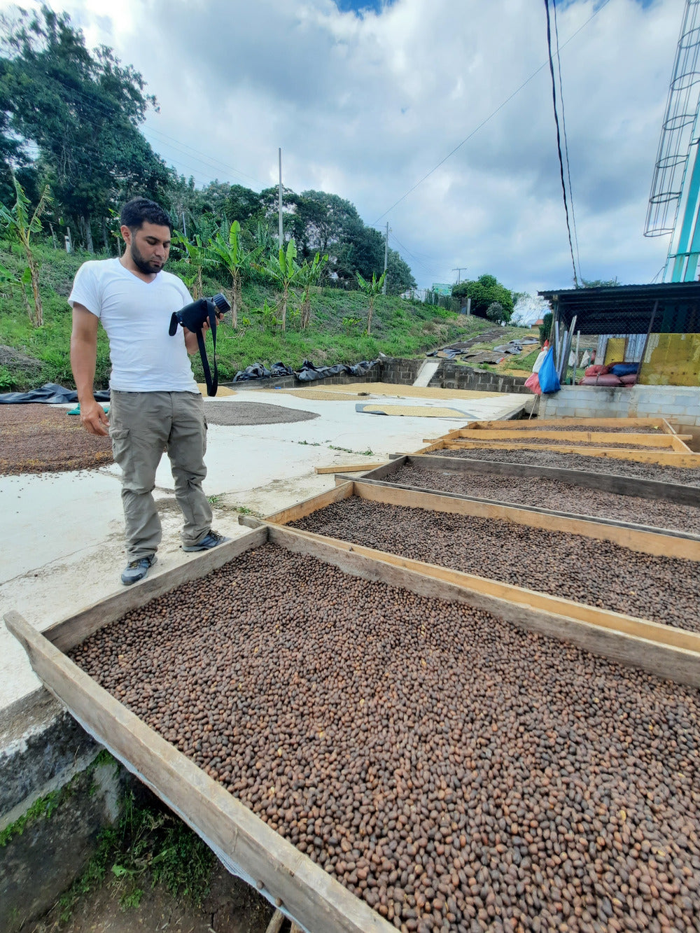 Abraham Cruz, a Nicaraguan farming partner of Oro