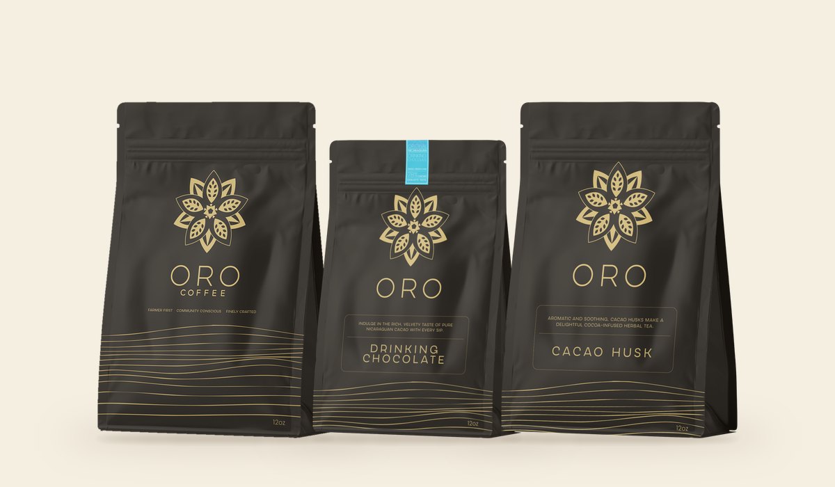 Three Oro pouches: coffee, drinking chocolate and cacao husk tea